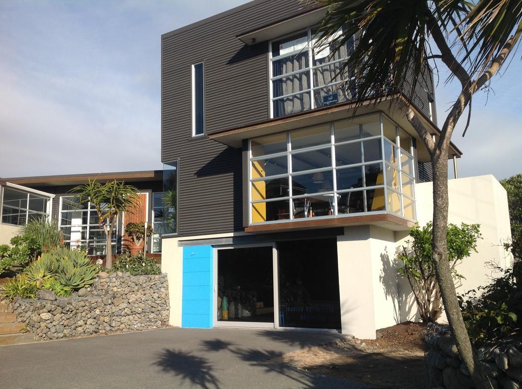 Top Floor Bed And Breakfast Paraparaumu Exterior foto