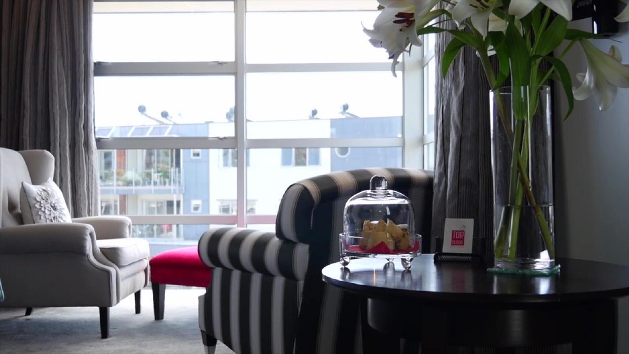 Top Floor Bed And Breakfast Paraparaumu Exterior foto